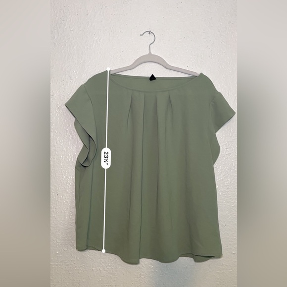 Shein Curve sage, green blouse size 2XL - Picture 4 of 8